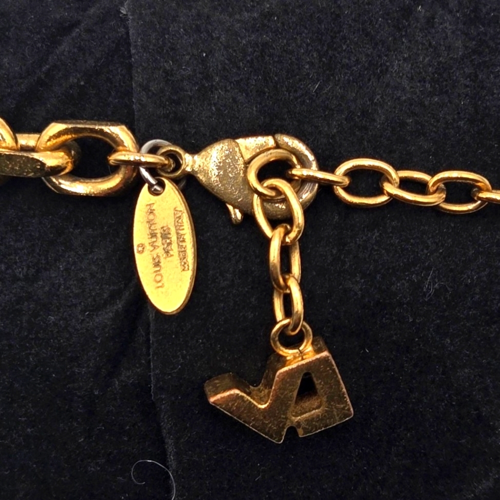 #27 Louis Vuitton Bracelet Padlock Key Metal Gold x Black M75435 - RARE/VINTAGE - Picture 11 of 13